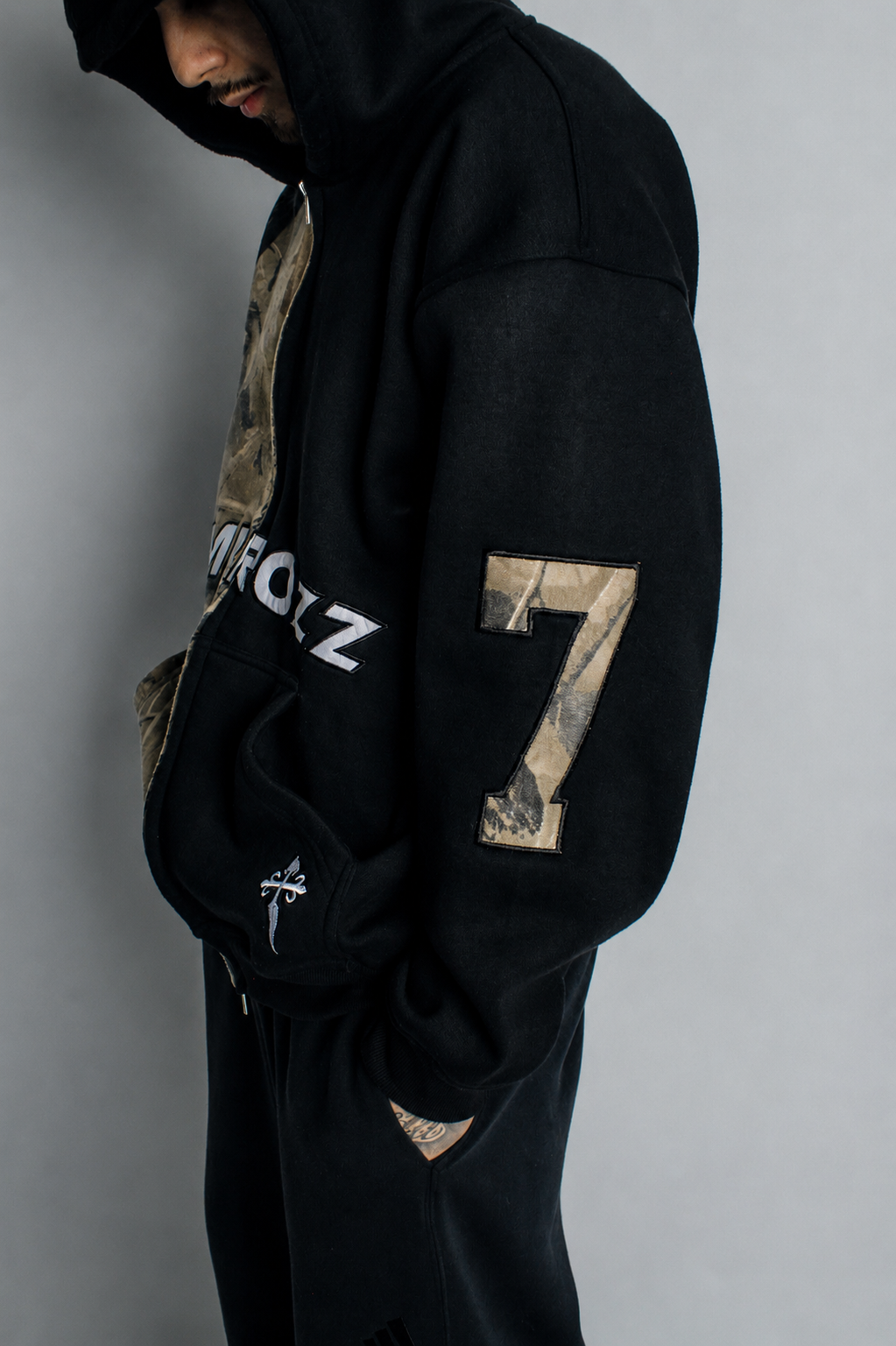 AMBROZZ Half Black Half Camo