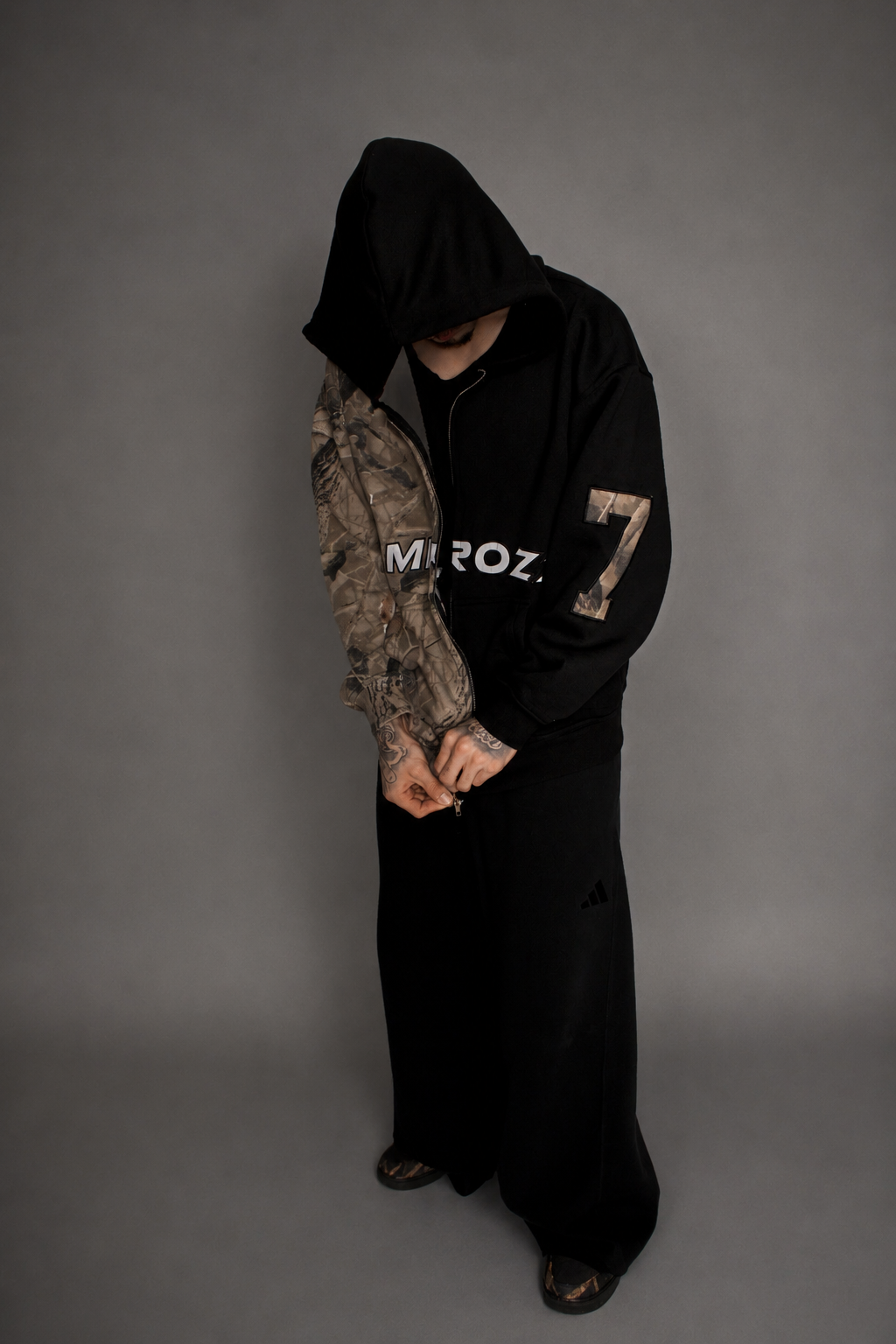 AMBROZZ Half Black Half Camo